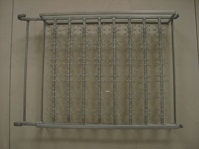 IC hanger