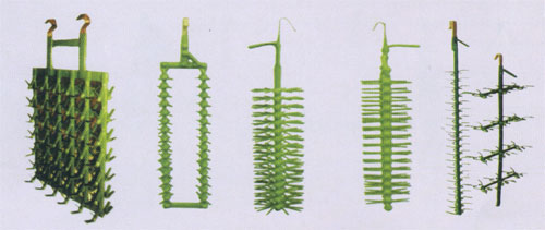 Hardware hanger (plastic spray, glue)